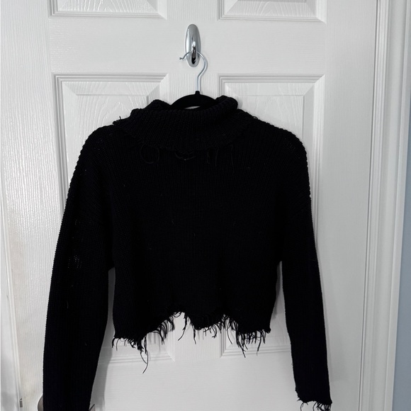 Black distressed knit - Picture 1 of 3